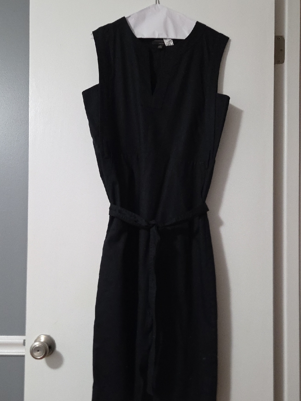 Banana Republic Black V-Neck Midi Dress with Waist Tie